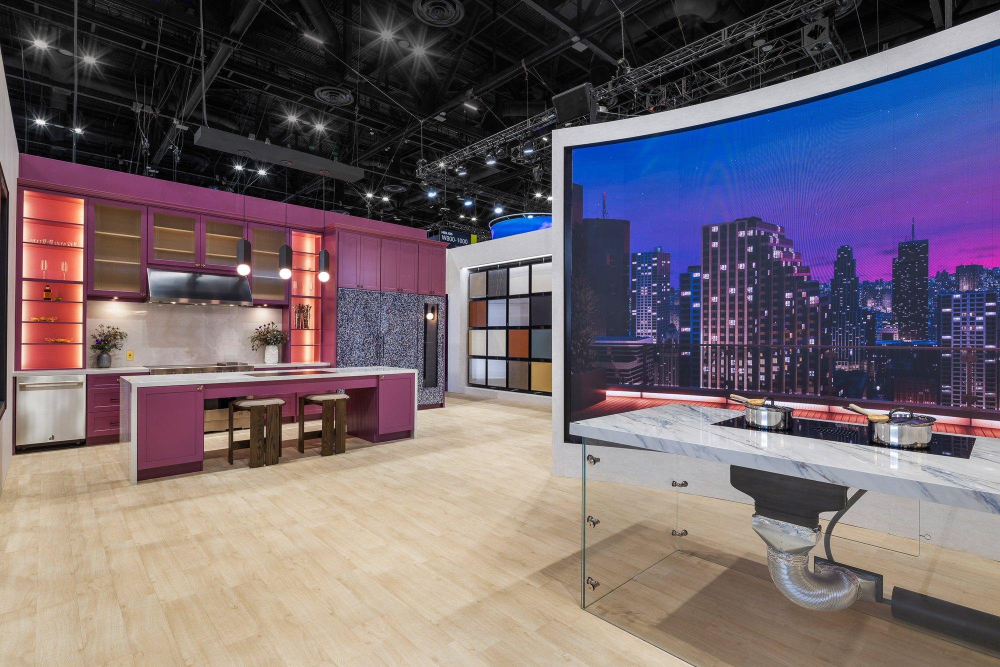 Curved LED video wall in the Whirlpool booth at KBIS, Orange County Convention Center, Orlando